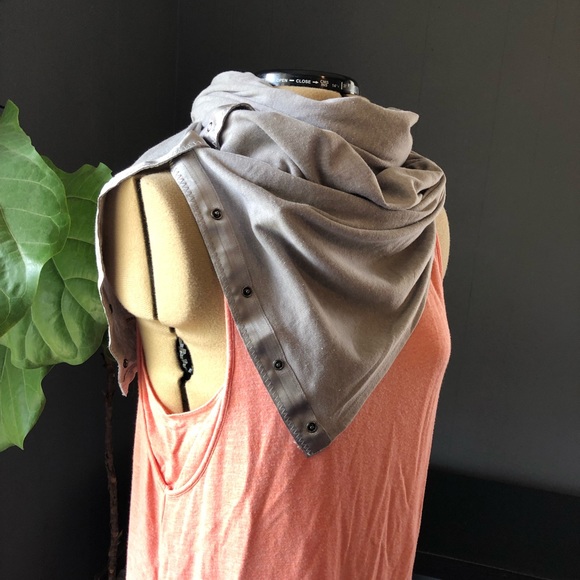 Threads 4 Thought vinyasa snap scarf - Picture 8 of 8